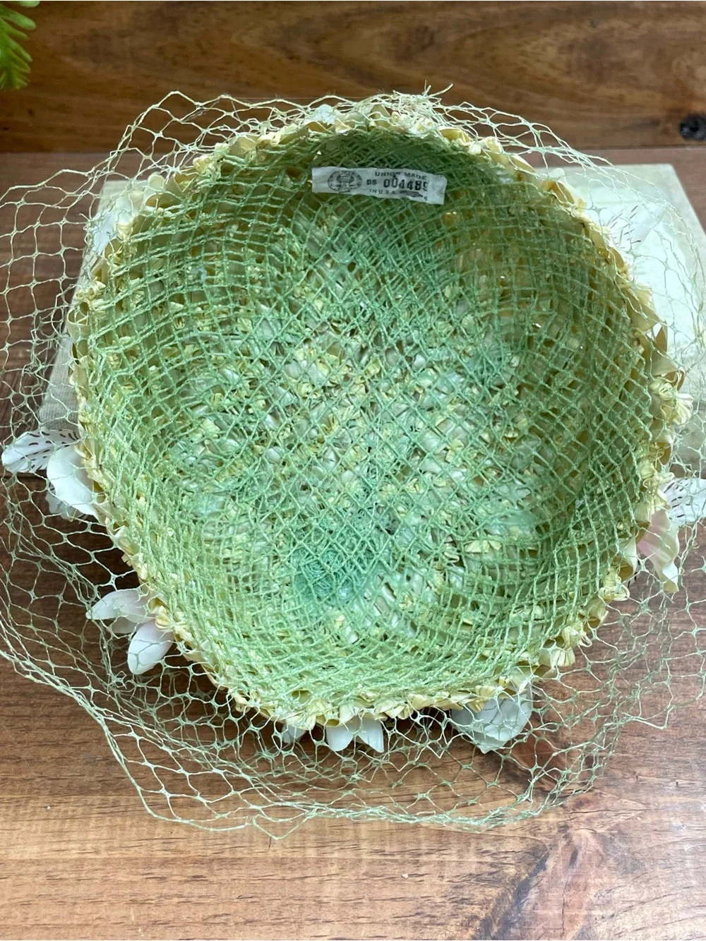 Vintage 1950s Green Straw Flower Fascinator Hat Birdcage Veil Pink Floral Whimsy
